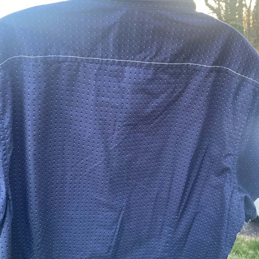 Level 10 man’s shirt - Picture 5 of 6